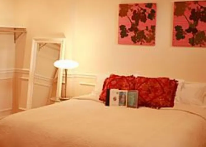 Inn The Golden Arm (adults Only) 2*