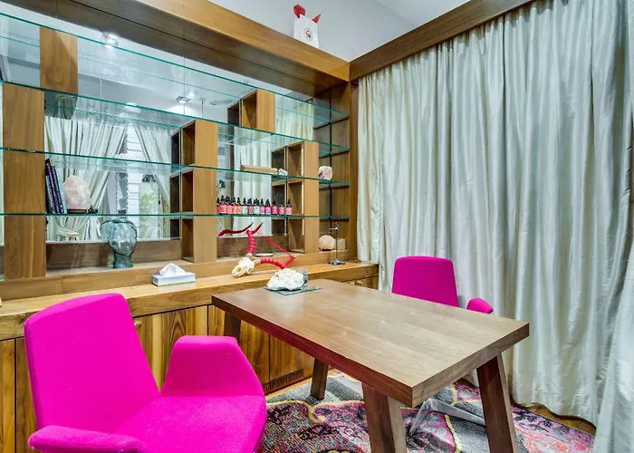 The Golden Arm (adults Only) Inn 2*