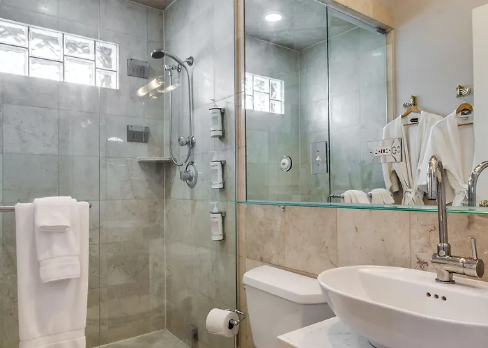 The Golden Arm (adults Only) Inn