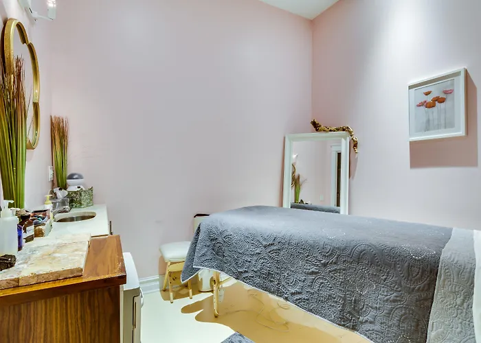 The Golden Arm (adults Only) 2* Chicago