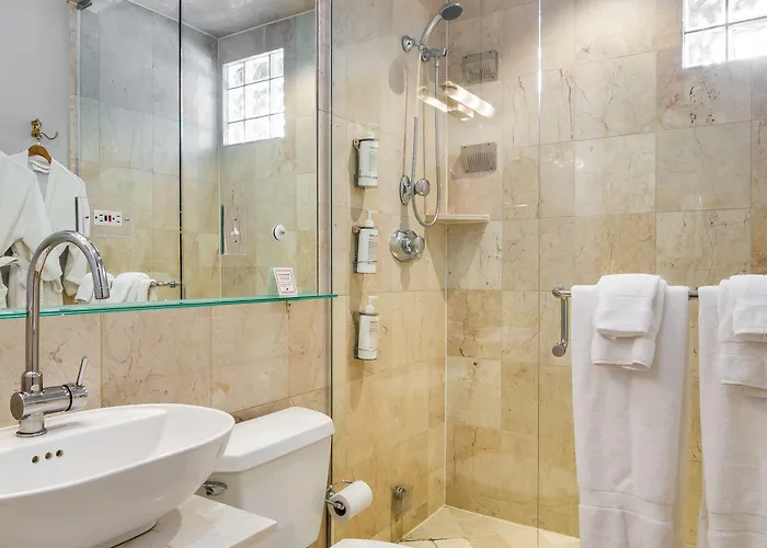The Golden Arm (adults Only) 2* Chicago