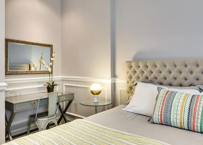 The Golden Arm (adults Only) 2* Chicago