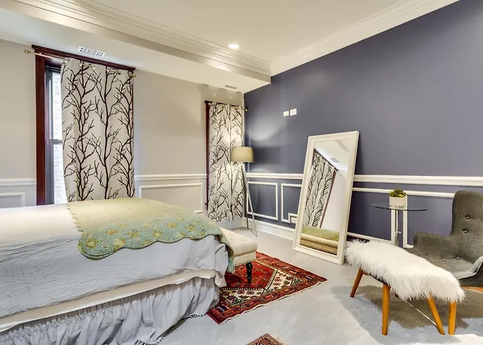 The Golden Arm (adults Only) Inn Chicago